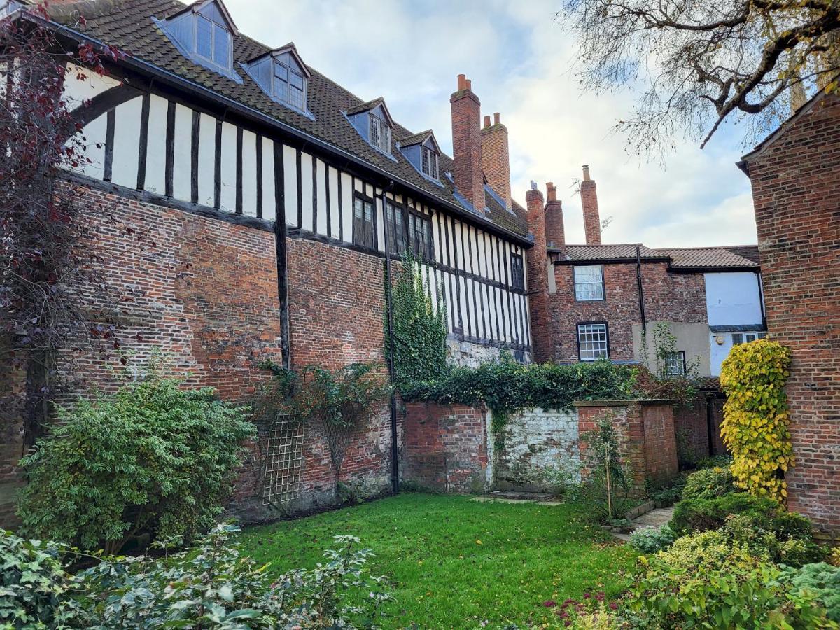 Minster Garden Apartment